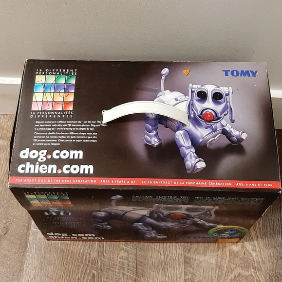 TOMY Robot Dog Special Edition Platinum Dog.Com NEW IN BOX Vintage - Picture 2 of 6